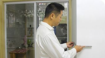 墻面陽角角尺度檢查