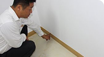 墻面與踢腳線縫隙檢查