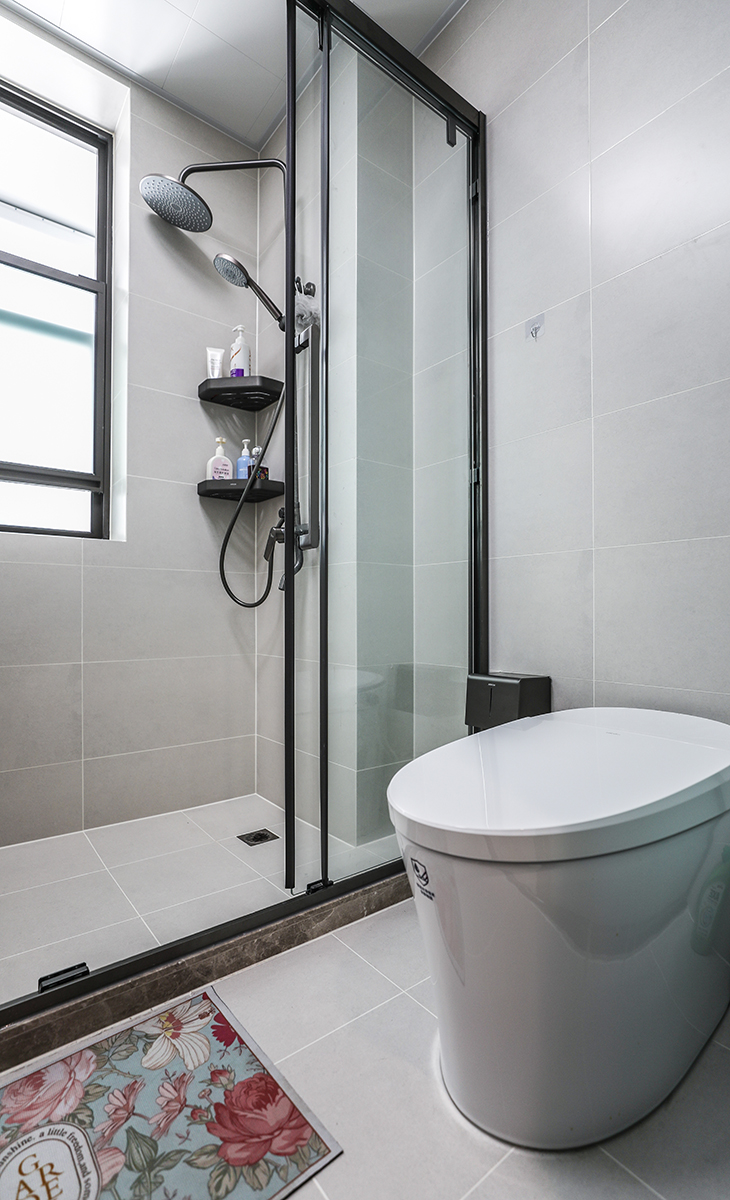 客衛空間很大，做了干濕分離的衛生間，滿足三代的使用需求。