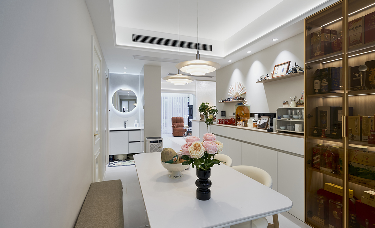 餐廳簡(jiǎn)潔明快