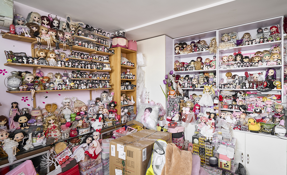 手辦空間在于?“專業級的保存”?與?“沉浸式的展示”?，業主愛好升華為一種空間藝術，打造一個?“私人博物館與精神堡壘”。通過柜子設計是珍貴藏品的專業保存庫，也是業主興趣靈魂的集中體現和獨處暢想的專屬領域，是將愛好從“收納”升級為“供奉”的過程。