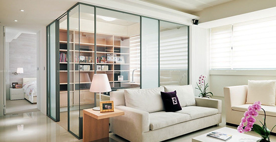 玻璃隔斷裝修要點，打造時尚新花樣
