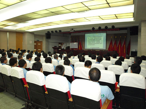 通過全員培訓工作 云蘭裝潢躋身上海十大裝修公司前列