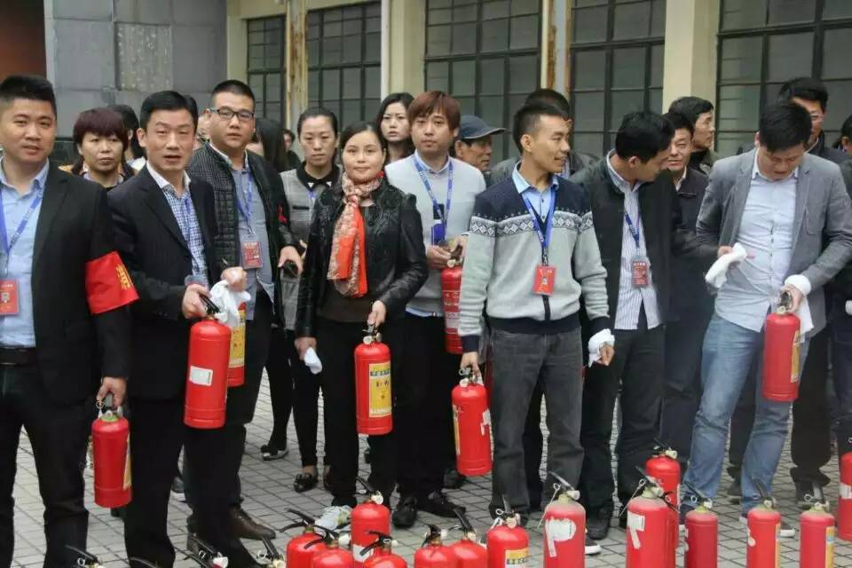 1.9火警日，云蘭裝潢全體員工消防大演練