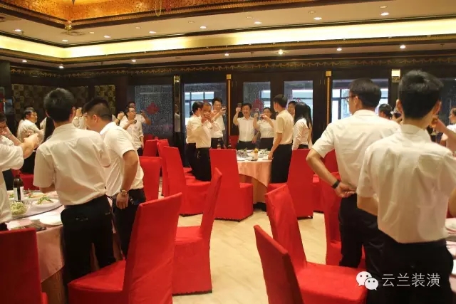 云蘭裝潢歡慶第三季度員工生日會