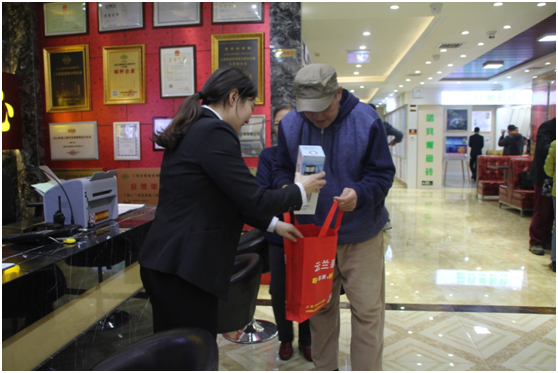 市民如期相約&ldquo;云蘭裝潢雙11&rdquo; 活動現場嗨翻了天!