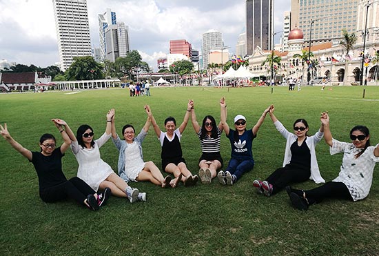 云蘭裝潢業(yè)務(wù)精英去新馬六日開心游凱旋而歸