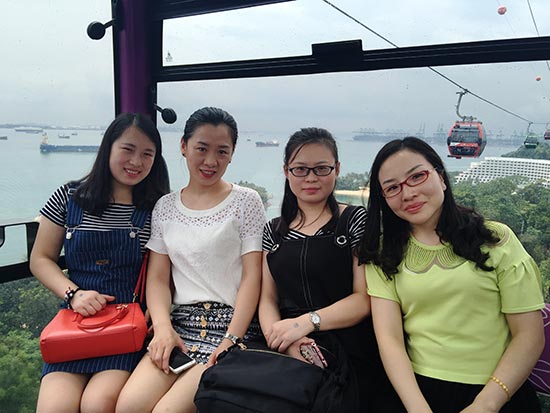 云蘭裝潢業(yè)務(wù)精英去新馬六日開心游凱旋而歸