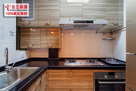 貼瓷磚用什么膠水比較好?看一線水泥瓦匠師傅為裝修家庭支招