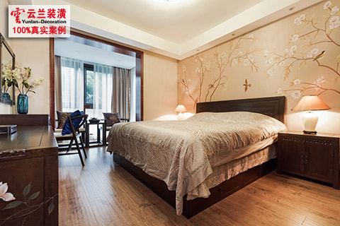 家庭裝修地面是選擇瓷磚(地磚)好還是地板好，讓施工施師傅解難