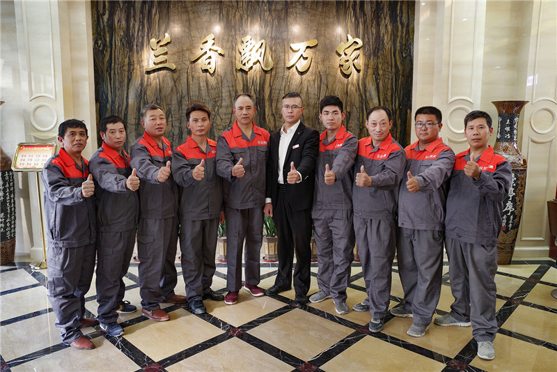 8堵駿明勤奮團(tuán)2