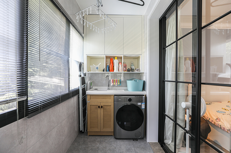 C 主臥c（洗衣柜）