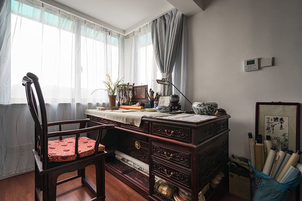 書房獨居一格、幽雅、寧靜，男主人對于國畫非常喜愛，讓創造的藝術在空間萌動。
