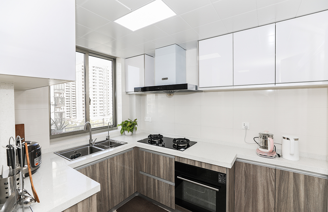 高端檔次的感覺立即就上來了。
