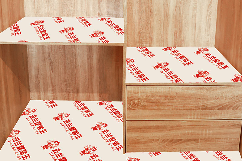 成品柜安裝后隔板保護