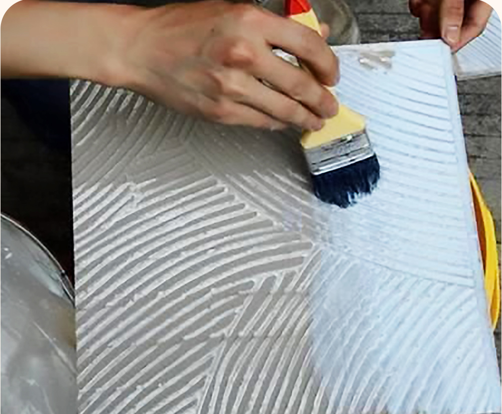 鋪貼玻化磚的背膠工藝